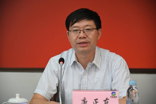 唐正东要求,各单位,各部门要认真抓好会议精神的贯彻落实,教育引导