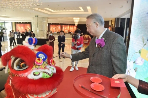 何光暐,章新胜为北京金陵饭店开业庆典点睛.